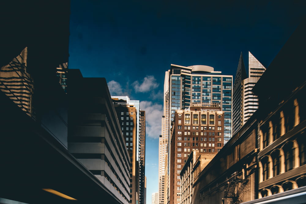 做好碳達峰必須堅持建筑節能優先，低碳轉型下建筑節能具有重要意義！